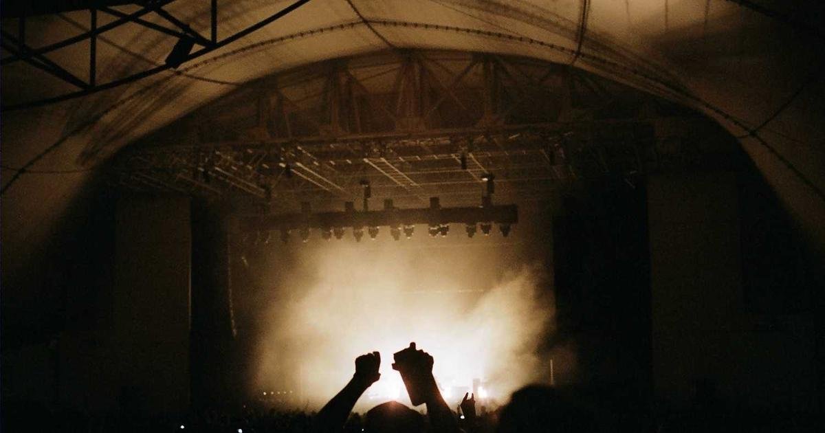 The Ultimate Guide to SPF Gel: Broad-Spectrum, Water-Resistant, and Fast-Absorbing for Indian Skin